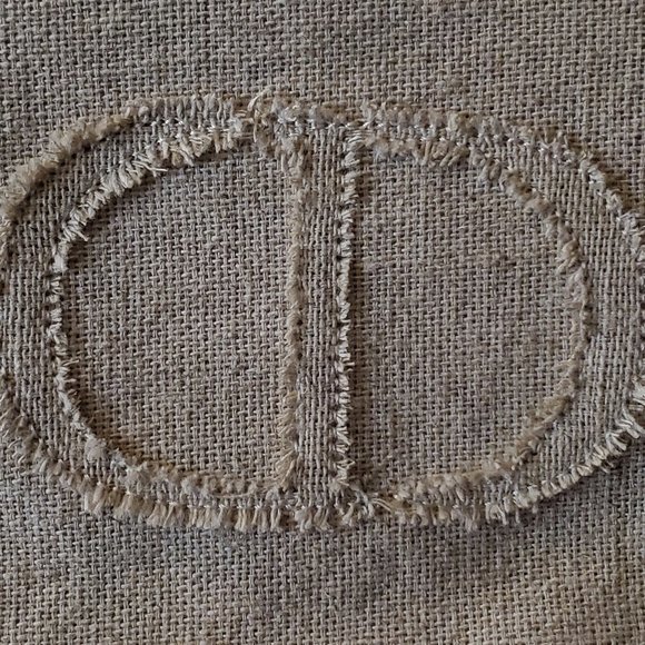 BNIB Dior linen logo pouch - Picture 5 of 7